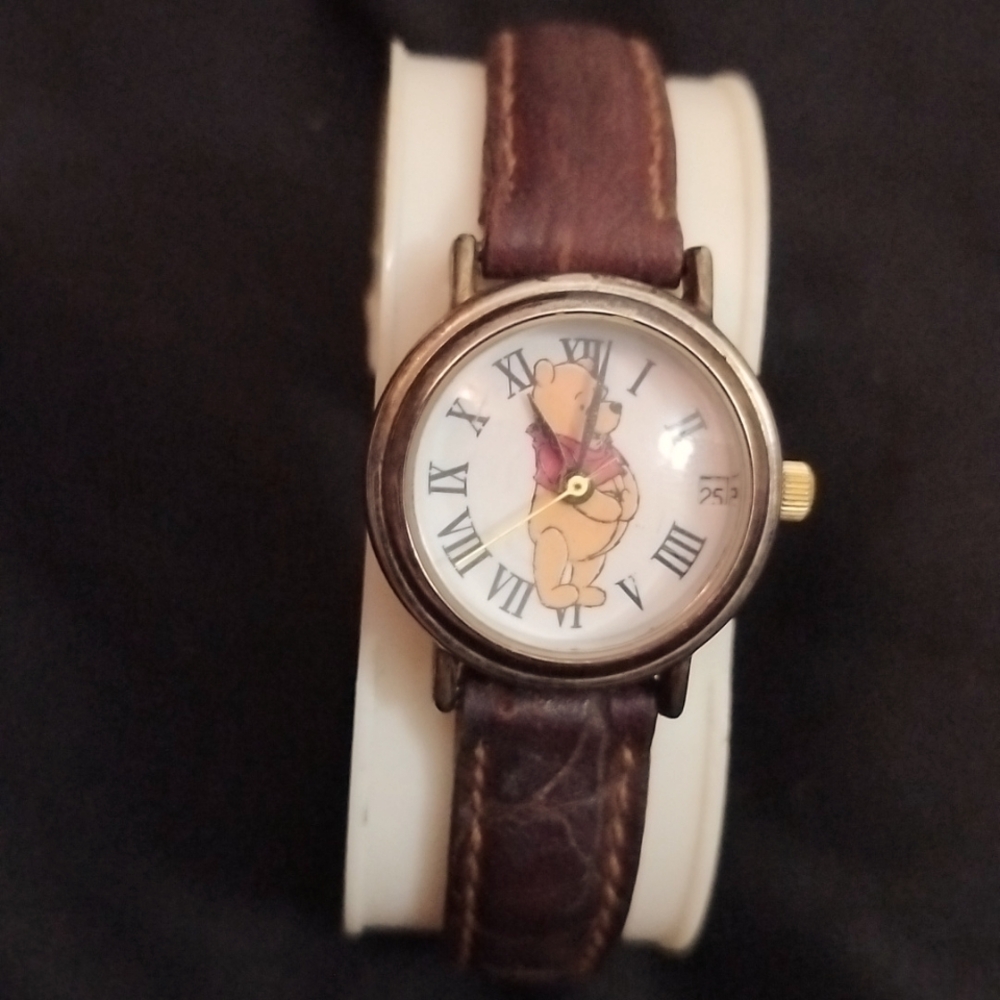Rare Vtg. Winnie the Pooh Timex watch 1990's num. 13 w original Band